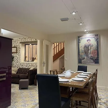 Mirroir En Champagne, Jusque 10 Voyageurs Holiday home Boursault